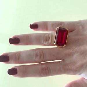 Rubi red ring Size 8